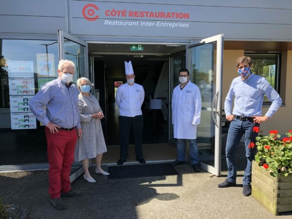 équipe côté restauration